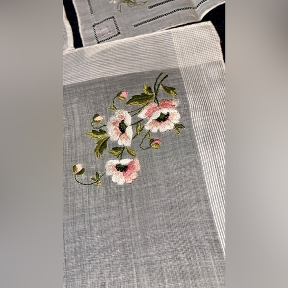 Euterpe Pardini Vintage Italian floral embroidery handkerchiefs NWT - Picture 11 of 11